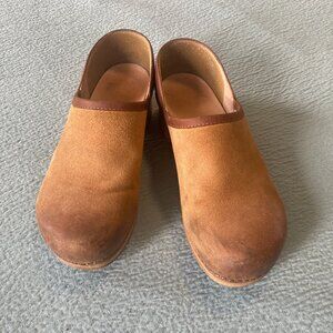 Dansko Brenna clogs